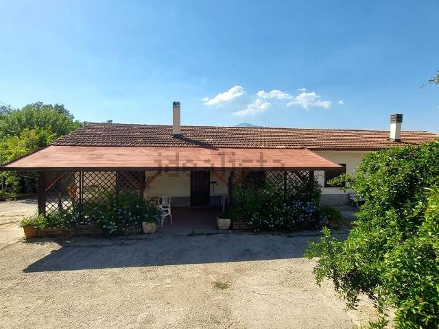 Villetta indipendente in vendita di 92 m² in Via Del Fontanone