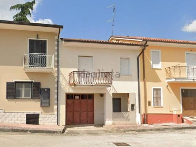 Villetta indipendente in vendita di 92 m² in Via Rasole
