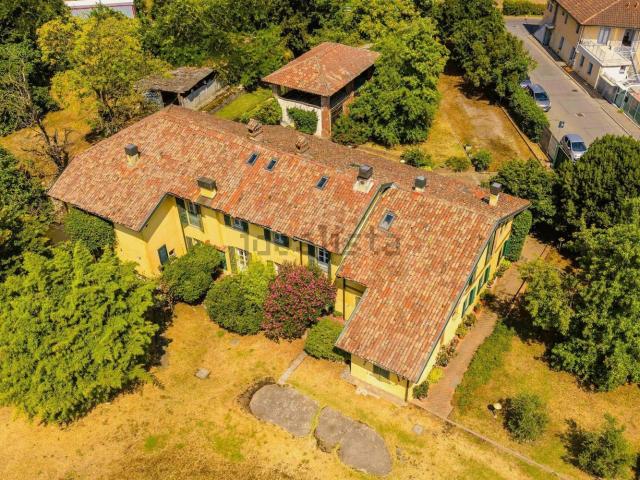 Villetta indipendente in vendita di 930 m² in Via P. Gobetti, 2