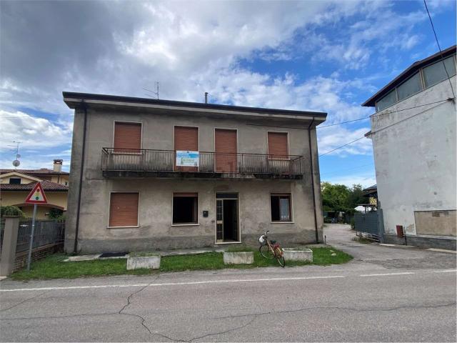 Villetta indipendente in vendita di 934 m²