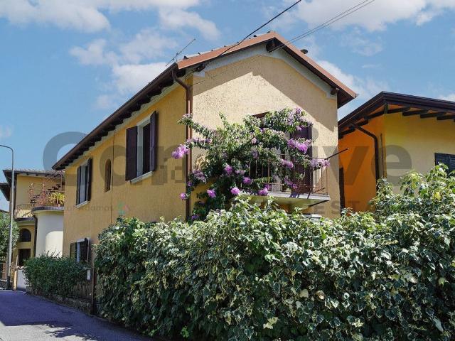 Villetta indipendente in vendita di 97 m² in Via Brusada, 8