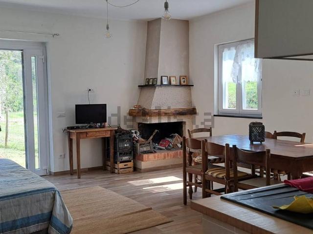 Villetta indipendente in vendita di 97 m² in Via Casali di Sotto