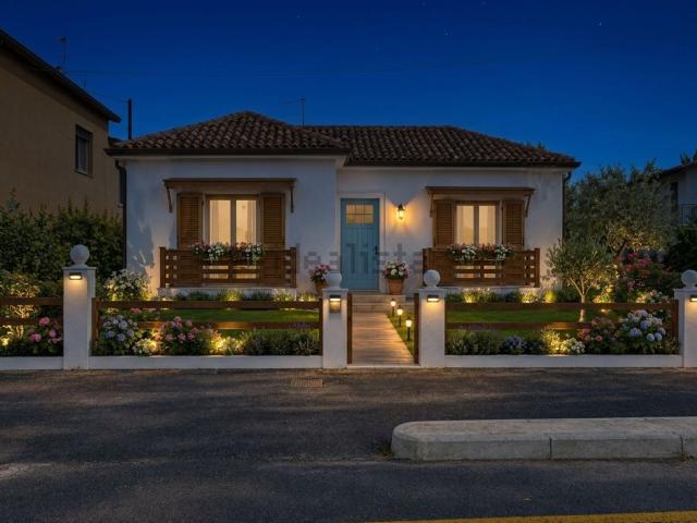 Villetta indipendente in vendita di 97 m² in Via Cona, 8