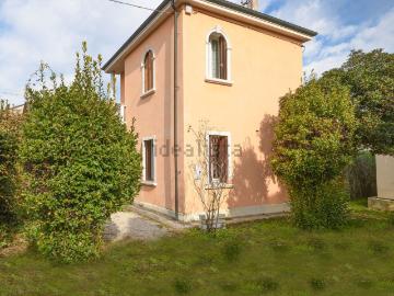 Villetta indipendente in vendita di 94 m² in Via Cengio