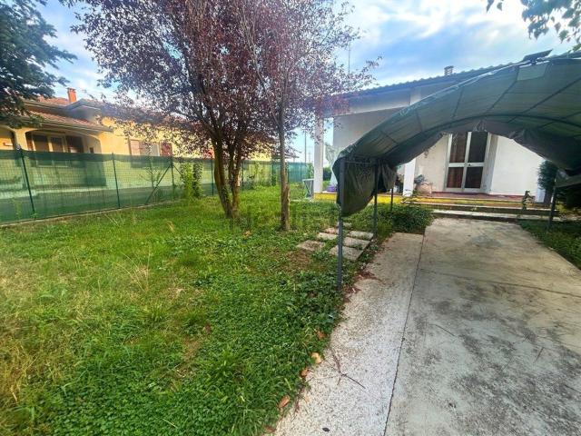 Villetta indipendente in vendita di 94 m² in Via Circonvallazione, 6