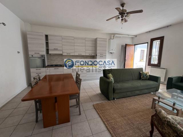 Villetta indipendente in vendita di 94 m² in Via Dante Alighieri