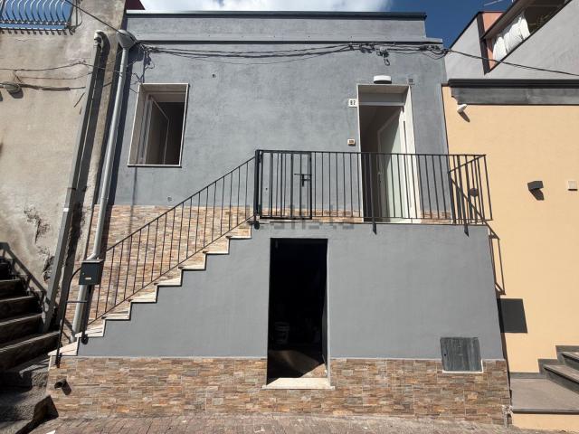 Villetta indipendente in vendita di 94 m² in Via Dietro Chiesa