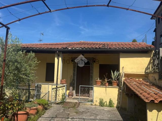 Villetta indipendente in vendita di 94 m² in Via Noce di Palazzola, 3