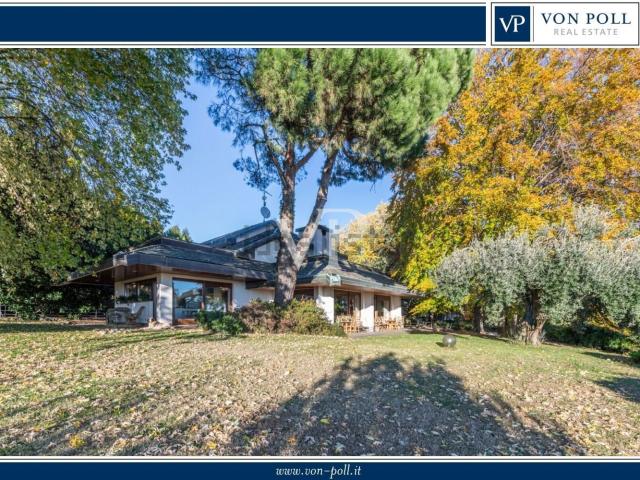 Villetta indipendente in vendita di 950 m² in Via Lieto Colle, 4