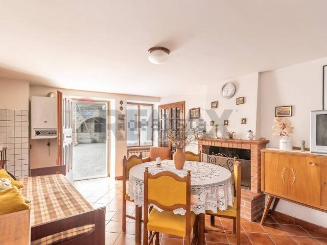 Villetta indipendente in vendita di 95 m² in Frazione Castelletta, 98