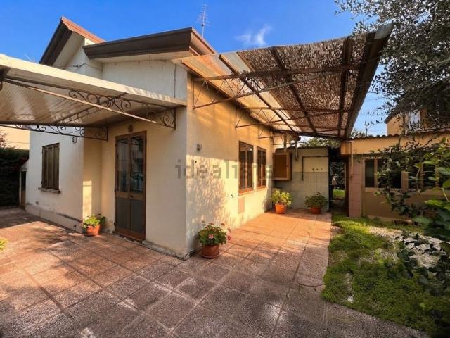 Villetta indipendente in vendita di 95 m² in Vicolo Tagliamento
