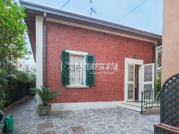 Villetta indipendente in vendita di 95 m² in Via Virgilio