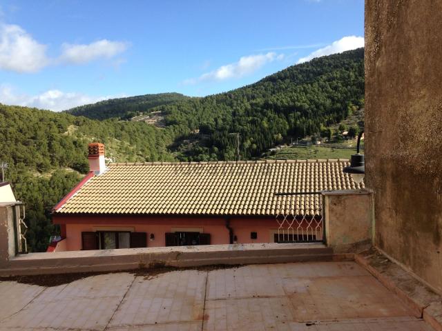 Villetta indipendente in vendita di 95 m² in Via alcanata