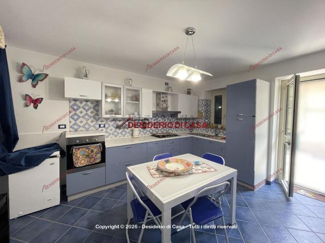 Villetta indipendente in vendita di 95 m² in Via Calderà