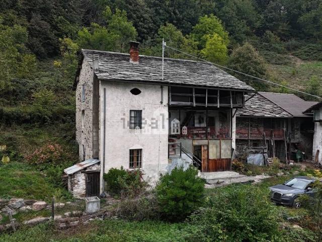 Villetta indipendente in vendita di 95 m² in Via della Chiesa