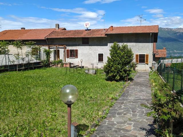 Villetta indipendente in vendita di 95 m² in Via della Madonna