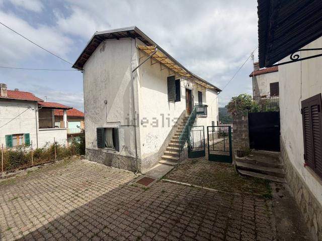 Villetta indipendente in vendita di 95 m² in Via delle Ortensie