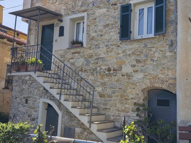 Villetta indipendente in vendita di 95 m² in Via Ettore Talluri
