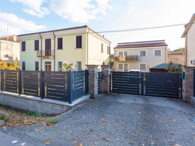 Villetta indipendente in vendita di 95 m² in Via Modena, 665