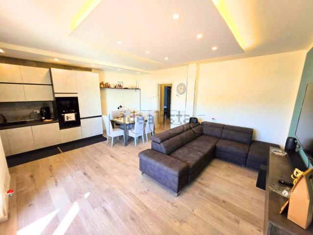 Villetta indipendente in vendita di 95 m² in Via Procacci