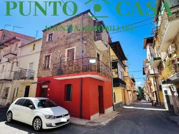 Villetta indipendente in vendita di 95 m² in Via R.Margherita