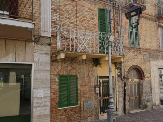 Villetta indipendente in vendita di 95 m² in Viale Roma, 15