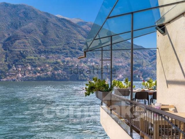 Villetta indipendente in vendita di 96 m² in Via Regina, 2