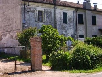 Villetta indipendente in vendita di 98 m² in Via Brusantina