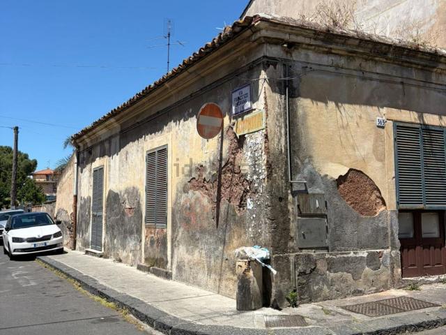 Villetta indipendente in vendita di 98 m² in Via Francesco Laurana, 2