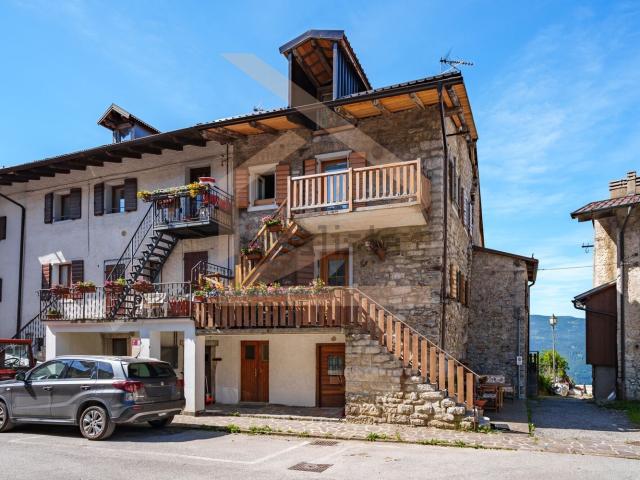 Villetta indipendente in vendita di 99 m² in Piazza Battisti, 16