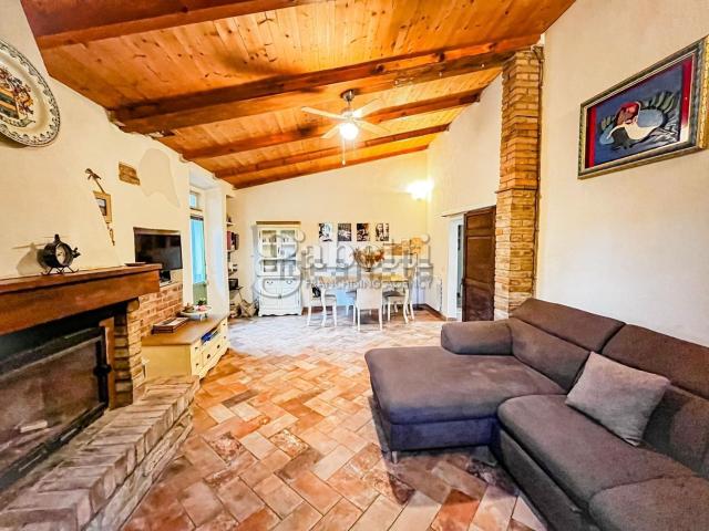 Villetta indipendente in vendita di 99 m² in Strada Provinciale Sante Mariae
