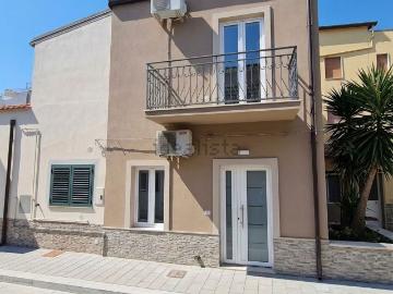 Villetta indipendente in vendita di 99 m² in Via Brodolini, 6