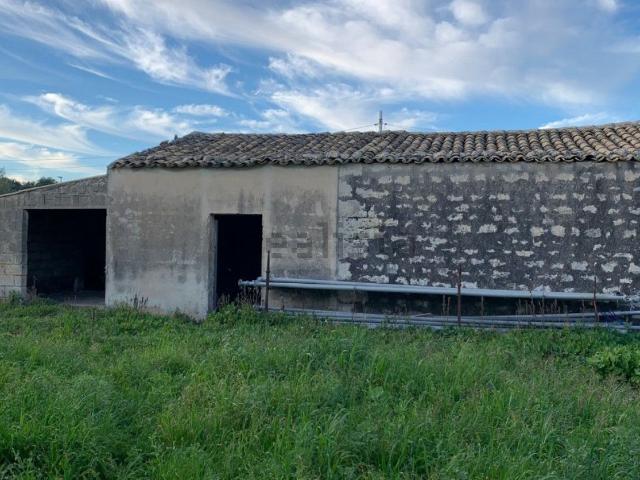 Villetta indipendente in vendita di 1000 m²