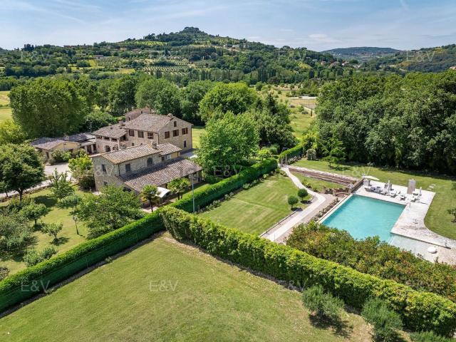 Villetta indipendente in vendita di 1000 m² in Strada della Molinella