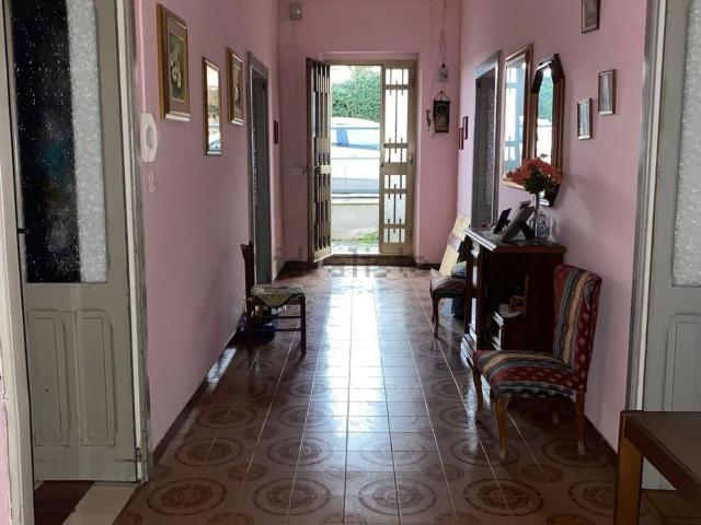 Villetta indipendente in vendita di 100 m²