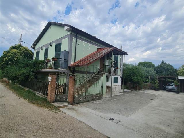 Villetta indipendente in vendita di 100 m²