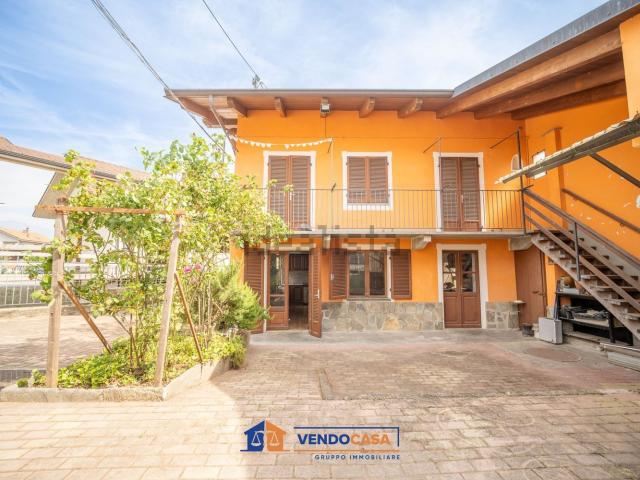Villetta indipendente in vendita di 100 m² in Via Cavour, 42