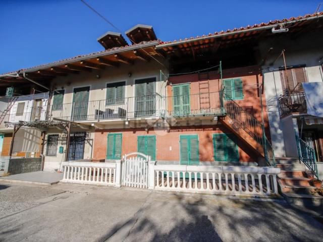Villetta bifamiliare in vendita di 100 m² in Via Canton Clare, 43