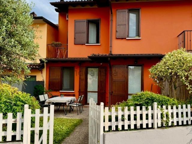 Villetta indipendente in vendita di 100 m² in Via Carlo Alberto