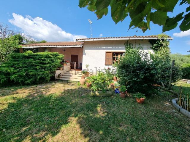 Villetta indipendente in vendita di 100 m² in Via Casa Molinara