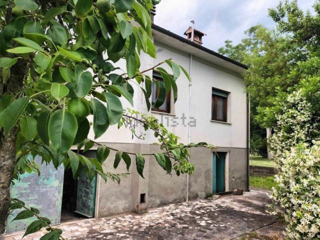 Villetta indipendente in vendita di 100 m² in Via Cugnia
