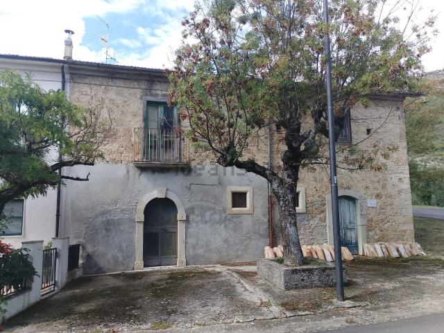 Villetta indipendente in vendita di 100 m² in Via Annunziata