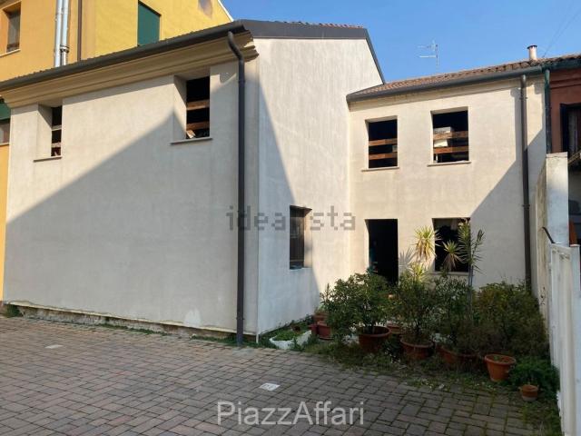 Villetta indipendente in vendita di 100 m² in Via Garibaldi