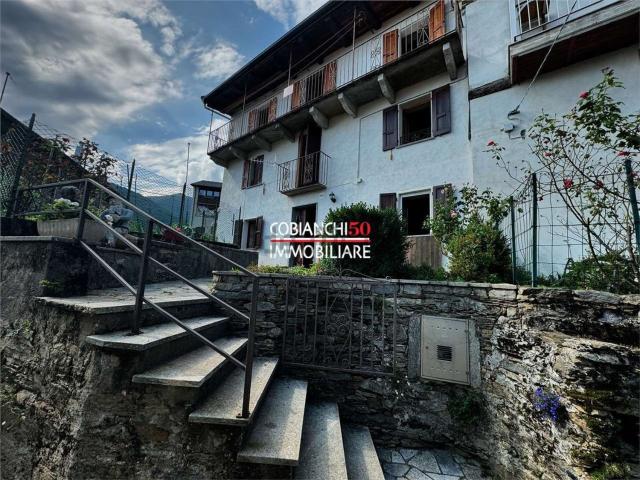 Villetta indipendente in vendita di 100 m² in Via Alpi