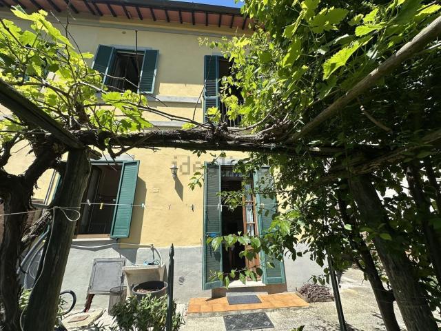 Villetta indipendente in vendita di 100 m² in Via Giosuè Carducci