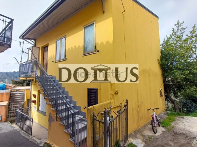 Villetta indipendente in vendita di 100 m² in Via Gregorio Lamanna, 38
