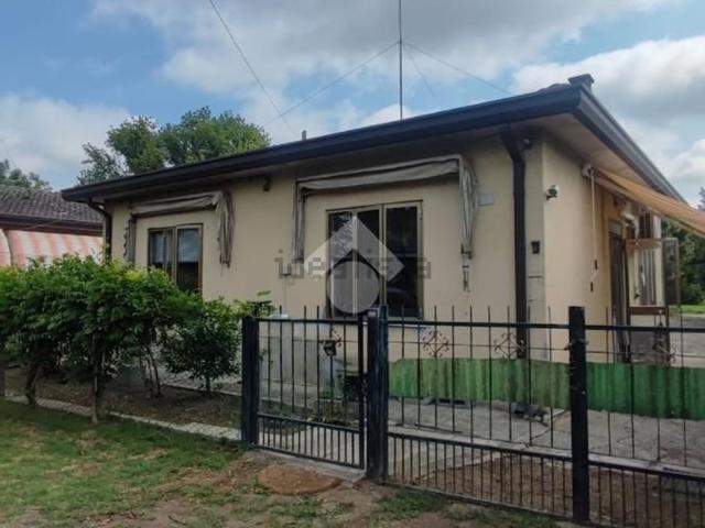 Villetta indipendente in vendita di 100 m² in Via Guglielmo Marconi, 57