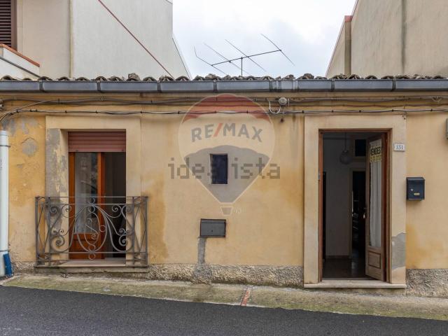 Villetta indipendente in vendita di 100 m² in Via Gulfi, 131