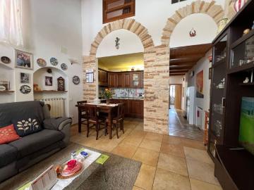 Villetta indipendente in vendita di 100 m² in Via dei Bassi