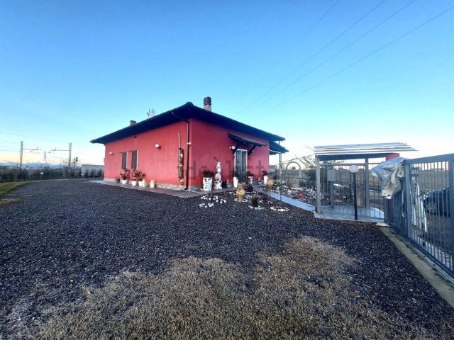 Villetta indipendente in vendita di 166 m² in Via della Guardia, 7